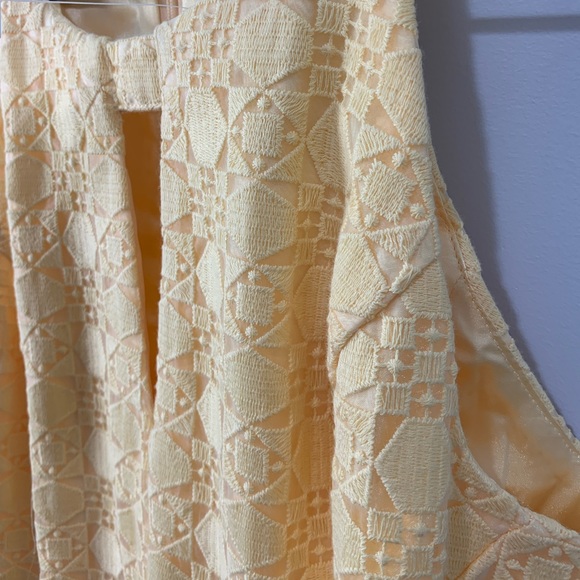 White House Black Market Yellow Lace Halter Dress - Picture 7 of 11